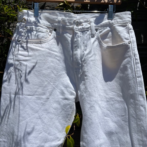 Levi's® WELLTHREAD™ 502™ White Jeans - Size 33" Waist - Picture 2 of 8